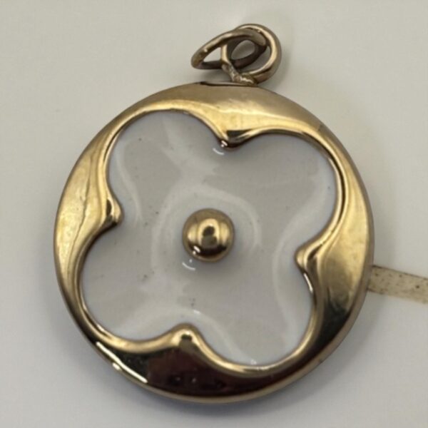 Charme quatre feuilles Blanc en acier inoxydable