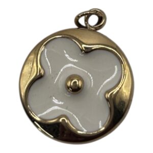 charme-quatre-feuilles-blanc-en-acier-inoxydable