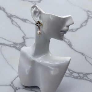 Boucles d'oreilles pendantes scintillantes en forme d'étoile